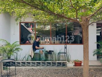 Dijual Rumah Cafe Siap Usaha di Bintaro
