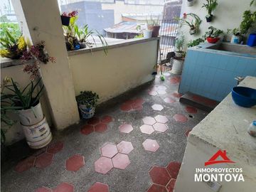 Casa comercial en San Fernando, Dosquebradas