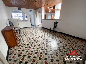 Casa comercial en San Fernando, Dosquebradas
