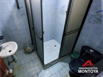 Casa comercial en San Fernando, Dosquebradas