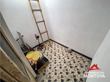 Casa comercial en San Fernando, Dosquebradas