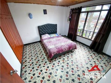 Casa comercial en San Fernando, Dosquebradas