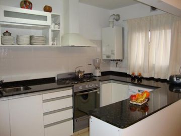 EXCELENTE DEPARTAMENTO EN CARLOS PAZ, 3 DORMITORIOS, EXCELENTE CALIDAD