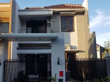 Rumah Pantai Mentari, Strategis, Langka