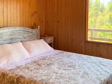 Casa en un campo y proyecto de loteo