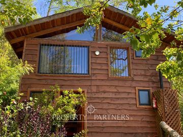 Casa en un campo y proyecto de loteo