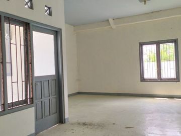 Rumahdengan tanah luas di area Jogja TImur dekat bandara Adisucipto