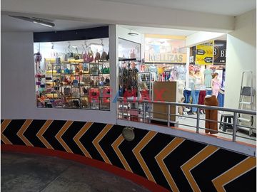 ¡Inicia tu negocio en el corazón comercial de Trujillo! 🏢✨

📍 Ubicación estratégica: Esta tienda de 9.1 m² se encuentra ubicada en el primer piso de