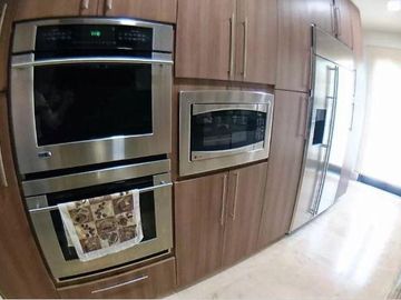 Samborondon Plazalagos Town Center exclusivo departamento de venta