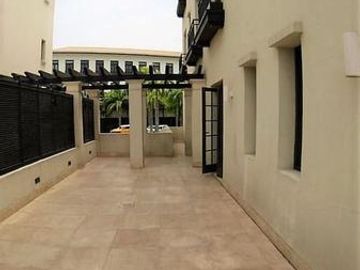 Samborondon Plazalagos Town Center exclusivo departamento de venta