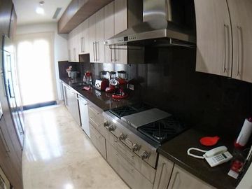 Samborondon Plazalagos Town Center exclusivo departamento de venta