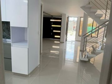 casa en venta en ciudad 2000. Cod V6256