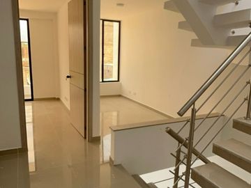 casa en venta en ciudad 2000. Cod V6256