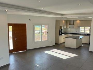 Casa en venta en Canning