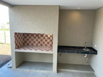 Casa en venta en Canning
