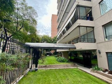 Penthouse en venta de 3 dorm. Calle Burgos Las Condes