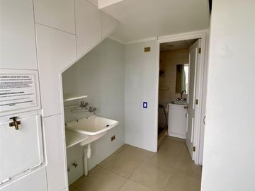Penthouse en venta de 3 dorm. Calle Burgos Las Condes