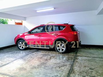AMPLIO DÚPLEX EN VENTA - SURCO