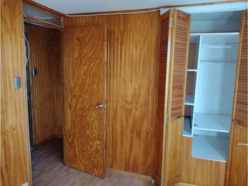 CASA EN CONJUNTO HABITACIONAL EL MIRADOR EN VILLA ALEMANA