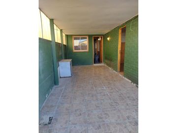 CASA EN CONJUNTO HABITACIONAL EL MIRADOR EN VILLA ALEMANA