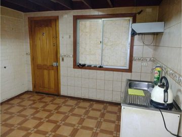 CASA EN CONJUNTO HABITACIONAL EL MIRADOR EN VILLA ALEMANA