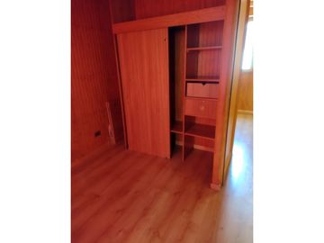 CASA EN CONJUNTO HABITACIONAL EL MIRADOR EN VILLA ALEMANA