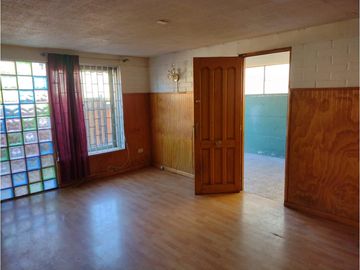 CASA EN CONJUNTO HABITACIONAL EL MIRADOR EN VILLA ALEMANA