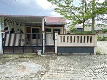 Jual Rumah di Perumahan Taman Riviera Dekat Polda Sumut