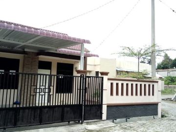 Jual Rumah di Perumahan Taman Riviera Dekat Polda Sumut