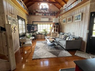 Hermosa casa Los Calabozos