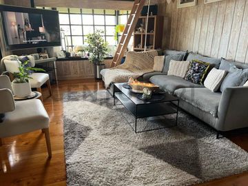 Hermosa casa Los Calabozos