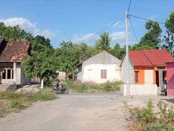 245Juta Siap Huni Kawasan Asri Dekat Candi Prambanan