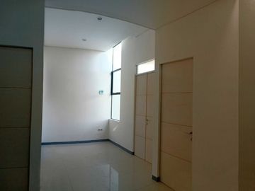 Rumah model industrial style harga menawan dp ringan