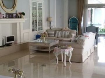 Rumah mewah pasteur dekat pasirkaliki, gunung batu sukamulya