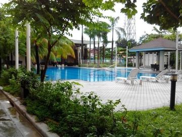 3 Bedroom Condo for Sale in The Rochester Pasig City, for inquiries pls contact Donald