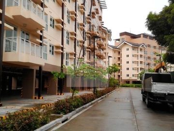 3 Bedroom Condo for Sale in The Rochester Pasig City, for inquiries pls contact Donald