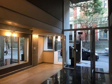 VENTA DEPARTAMENTO Semipiso 2 dormitorios con cochera. Balcon y patio. Amenities - Jujuy 1600