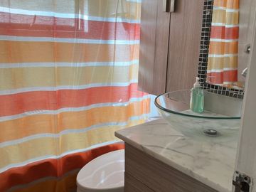 SE ARRIENDA DEPARTAMENTO EN REÑACA 3D3B