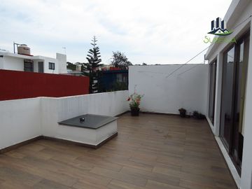 Venta de Casa con 3 recámaras, Cisterna y Terraza, Xalapa Monte Magno