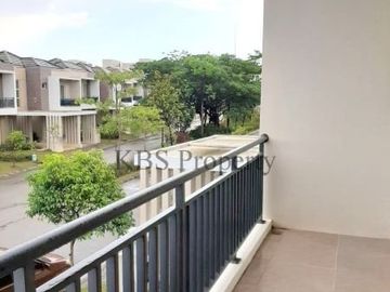 Disewa Rumah Orchard Park