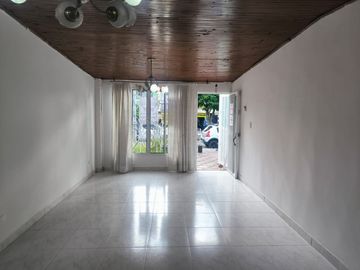 casa en venta en santa monica. Cod V245