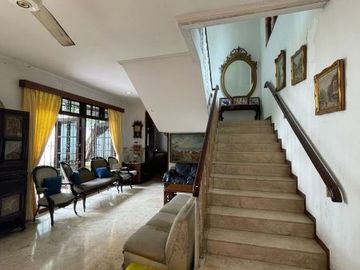 DIJUAL RUMAH JL MALUKU / MENTENG, JAKPUS
