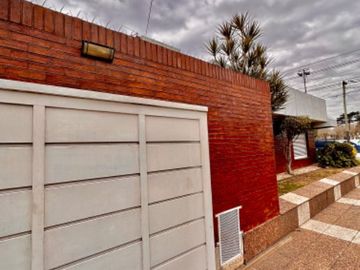 Casa en venta en Martin Coronado