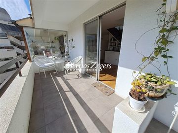 Departamento en Venta en Carlos Antunez cercano a Plaza Las Lilas