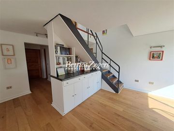 Departamento en Venta en Carlos Antunez cercano a Plaza Las Lilas