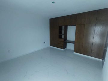 VENTA DE CASA EN ESQUINA CON ALBERCA FRACC. LOMAS RESIDENCIAL ALVARADO VERACRUZ