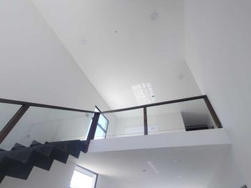 VENTA DE CASA EN ESQUINA CON ALBERCA FRACC. LOMAS RESIDENCIAL ALVARADO VERACRUZ