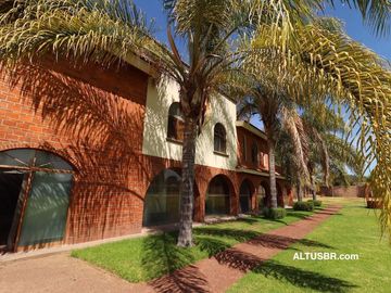 Hermosa Casa de Campo en Granjas El Salvial San Isidro