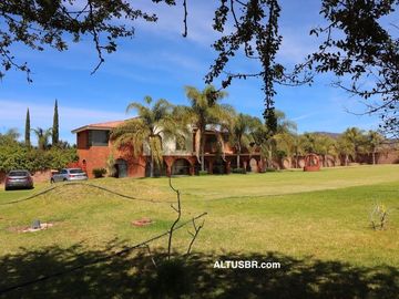 Hermosa Casa de Campo en Granjas El Salvial San Isidro