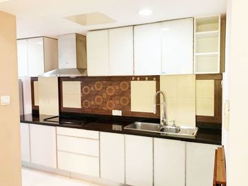 Fancy Fully furnished 2br Condo for rent at Kensington Place
